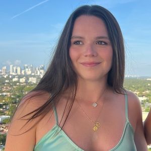 Meet your Posher, Anna maria